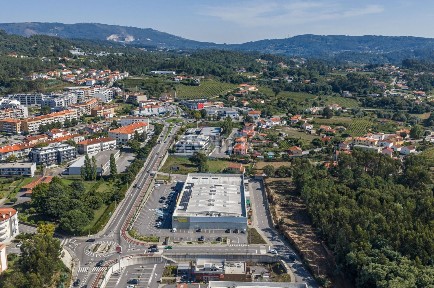 Apartamento T3 à venda na Rua Papa João Paulo II s/n