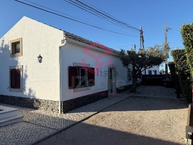 Castelo (Sesimbra), Azóia, Rua da Mina
