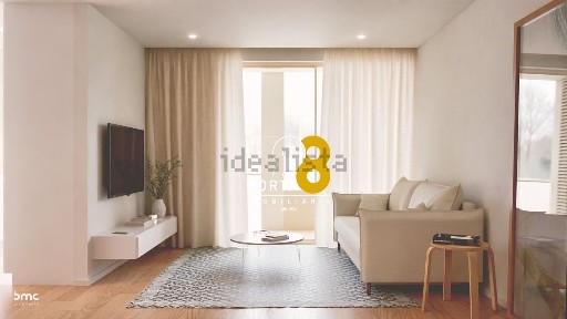 Apartamento T3 à venda na Rua Nova do Seixo