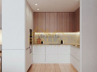 Apartamento T2 à venda em Touguinha e Touguinhó