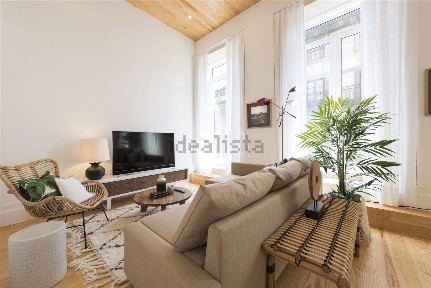 Apartamento T3 à venda na Rua de Santo Ildefonso