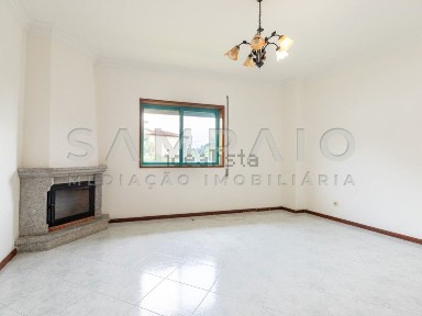 Apartamento T1 à venda na Rua da Cal