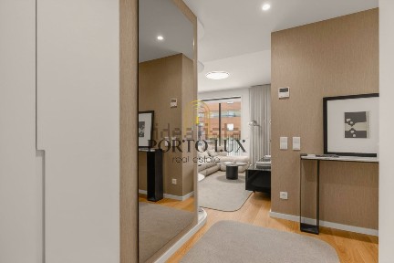 Apartamento T2 à venda na Alameda Jardins da Arrábida