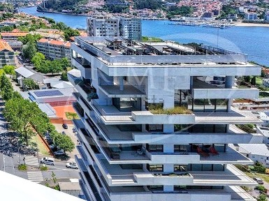 Apartamento T3 à venda na Foz Velha