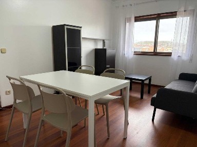 T1 Renovado e Mobilado | Último Piso com Elevador | 750€/mês