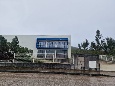 Armazém à venda em Mira de Aire