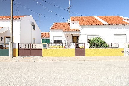 Torrão, Rua Maria Rosa Colaço, 1
