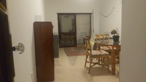 Arrendamento de apartamento T2 na Santo António