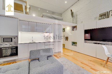 Arrendamento de duplex na Rua dos Mercadores