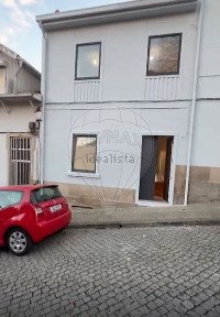 Arrendamento de moradia independente na Rua dos Burgões