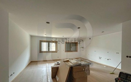 Apartamento T2 à venda na Rua Engenheiro Oliveira Dias, 4