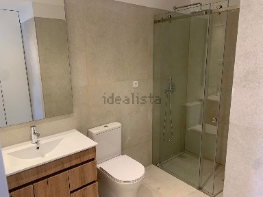 Arrendamento de apartamento T1 na Avenida Óscar Monteiro Torres