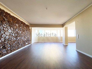 Arrendamento de apartamento T4 na Rua António Andrade Júnior