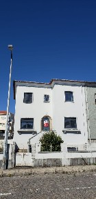Moradia independente à venda na Rua de Santa Justa