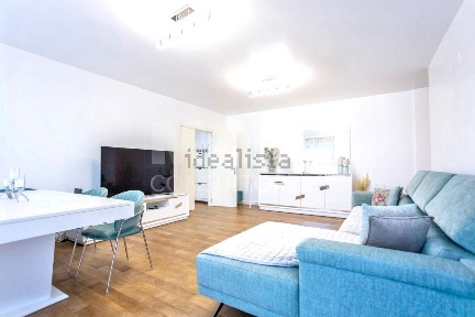 Apartamento T2 à venda na Rua Cidade de Madrid