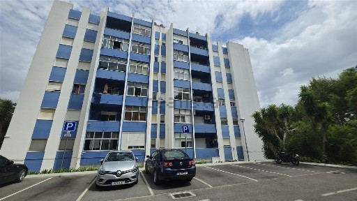 Apartamento T3 à venda na Rua Cima, 51
