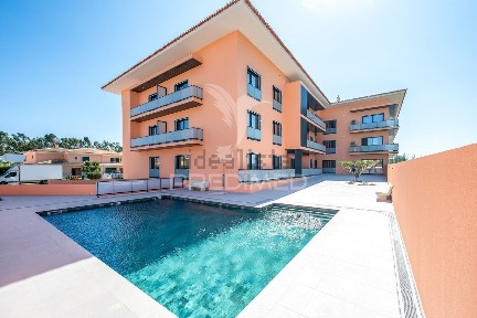 Apartamento T3 à venda em Samora Correia