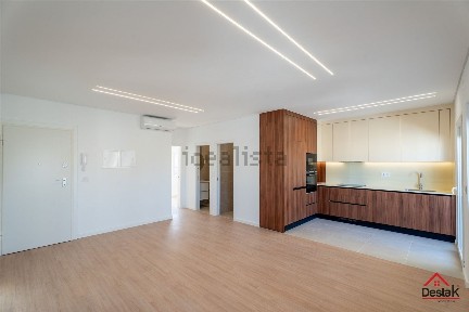 Apartamento T2 à venda na Pragal