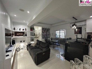Apartamento T4 à venda na Rua General Humberto Delgado, 13