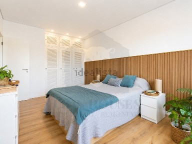 Apartamento T2 à venda na Rua Doutor António Rodrigues Costa