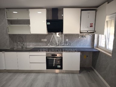 Apartamento T2 à venda na Rua Associação de Reformados de Corroios