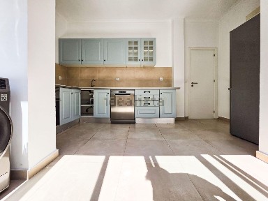 Apartamento T2 à venda na Rua João das Regras