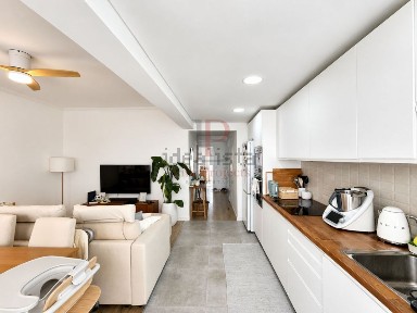Apartamento T3 à venda no Centro do Feijó