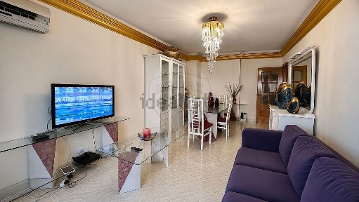 Apartamento T3 à venda na Praceta Ema Reis