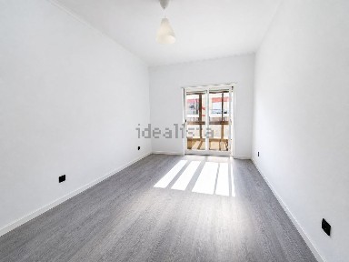 Apartamento T2 à venda na Rua de Cabinda, 29