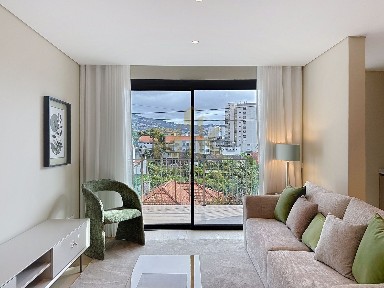 Apartamento T2 à venda no Beco da Quinta da Fé