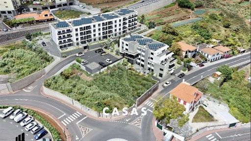 Apartamento T3 à venda em Caniço