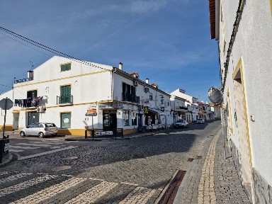 Moradia independente à venda em Mora