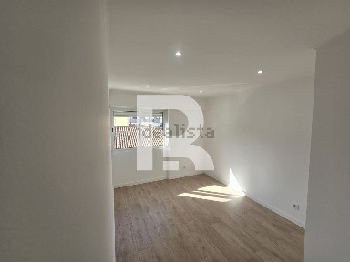 Apartamento T2 à venda em Falagueira-Venda Nova