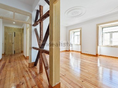 Apartamento T2 à venda na Rua de São Paulo