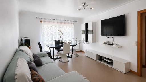 Apartamento T2 à venda na Rua da Liberdade, 52