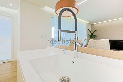 Apartamento T2 à venda na Rua Eduardo Rodrigues, 6