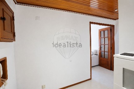 Apartamento T2 à venda na Praceta do Estado da Baía