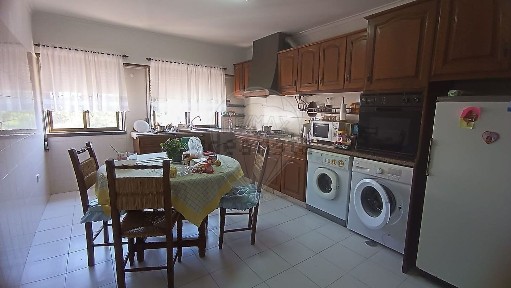 Apartamento T3 à venda na Praceta Infante Dom Henrique