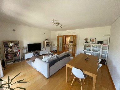 Apartamento T2 à venda na Rua José Franco Canas, 24 a