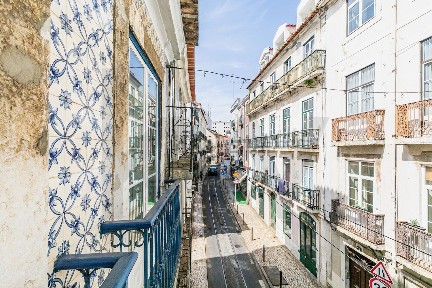 Apartamento T2 à venda na Rua dos Poiais de São Bento s/n