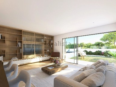 Apartamento T4 à venda na Rua Bernardino Machado, 367