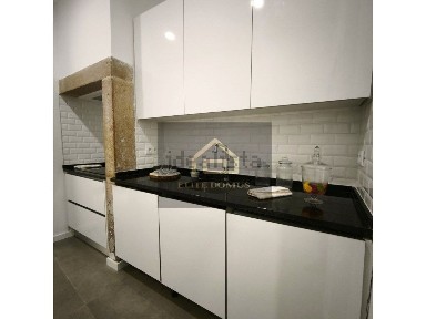Apartamento T3 à venda na Rua dos Soeiros