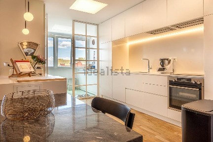 Apartamento T5 à venda na Rua da Penha de França, 120