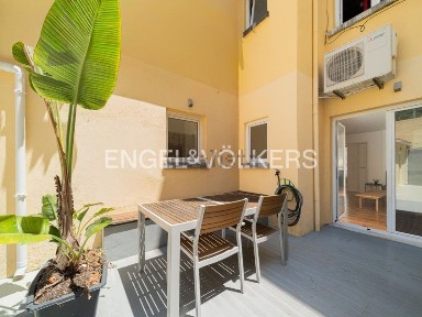 Apartamento T3 à venda na Santa Engrácia