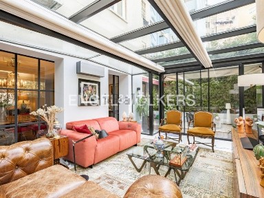 Apartamento T3 à venda na Av. Estados Unidos da América