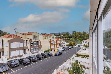 Moradia geminada à venda na Rua Moinho Velho, 7