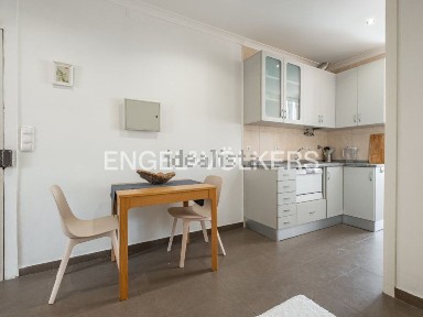 Apartamento T1 à venda na Travessa Dom Vasco, 4