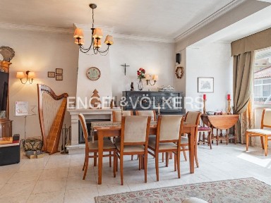 Apartamento T2 à venda em Paço de Arcos