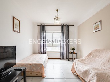 Apartamento T2 à venda na Rua do Restolho, 33