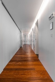 Apartamento T3 à venda na Rua do Lido